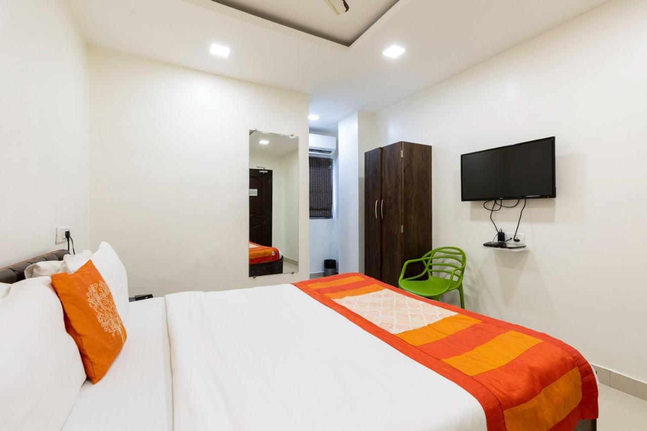Hotel Girgoan Palace Mumbai Luaran gambar